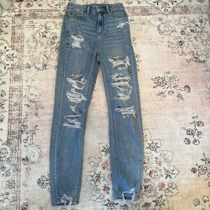 American Eagle Curvy Mom Jeans Size 000
